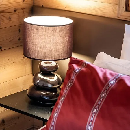 Inari - By Emerald *