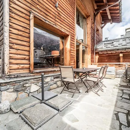 Inari - By Emerald * Chamonix