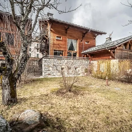 Inari - By Emerald Chamonix