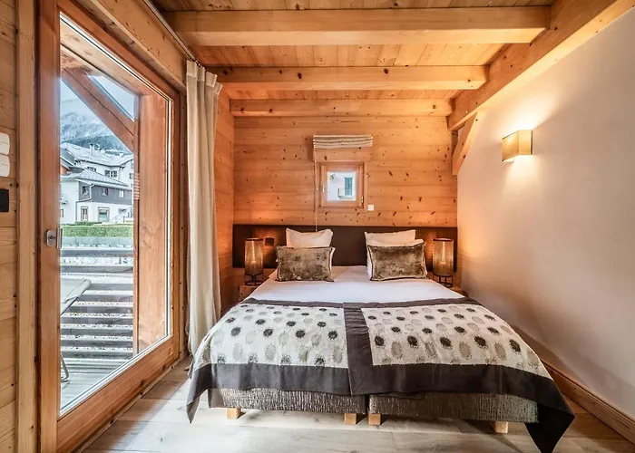 Inari - By Emerald * Chamonix Mont Blanc