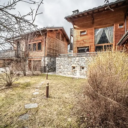 Inari - By Emerald Chamonix