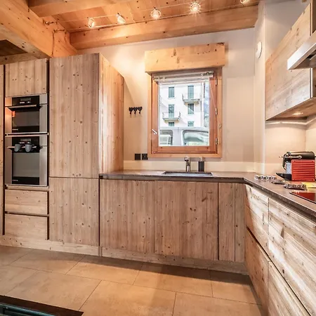 Inari - By Emerald * Chamonix