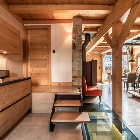 Inari - By Emerald Chalet *